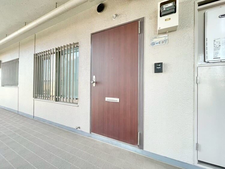 玄関 玄関を開ければ、そこは安らぎのご自宅。