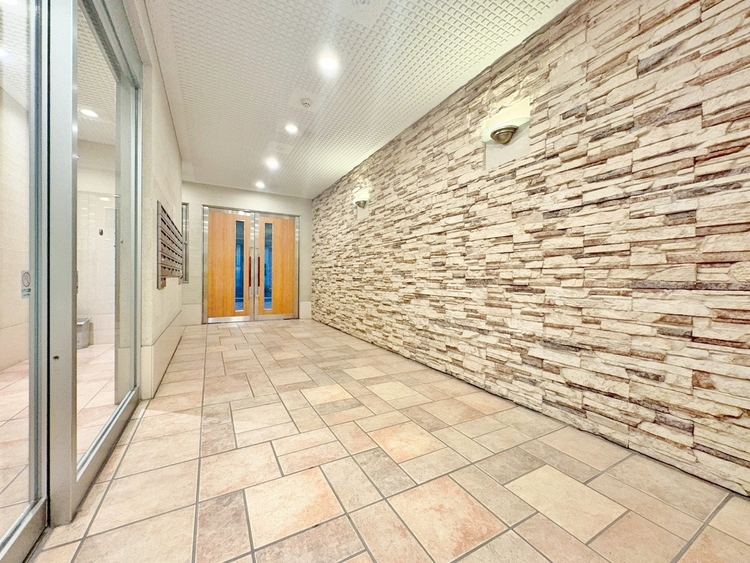 エントランス エントランスは、毎日の行き帰りで使う大事な空間です。