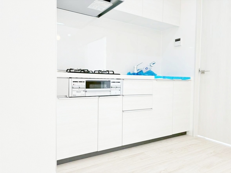キッチン 洗練されたスタイリッシュなデザイン性と使いやすさを備えた仕様。