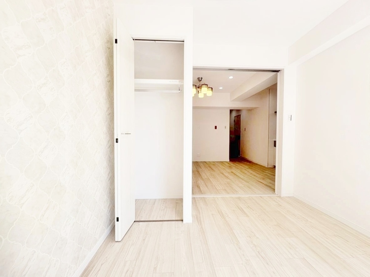 収納 居室にはクローゼットがあり、荷物もスッキリ収納して快適にお過ごしいただけます。