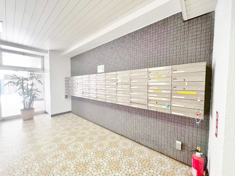 その他 郵便物を受け取るための郵便受けも、きちんと管理されています。