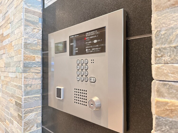 設備 住まう人々のセキュリティを考慮した安心の防犯設備。