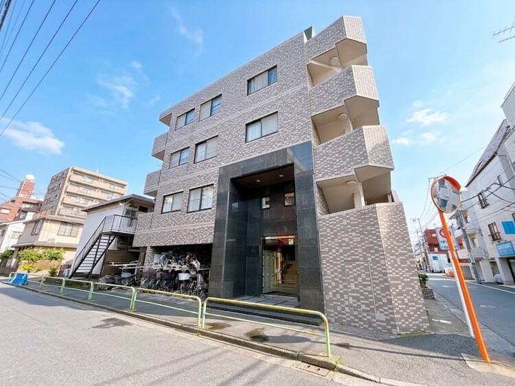 外観 資料には掲載していない情報が、現地にはたくさんあります。是非一度、現地をご確認ください。