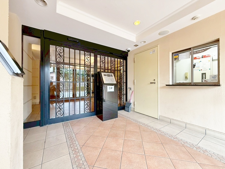 エントランス エントランスは、毎日の行き帰りで使う大事な空間です。