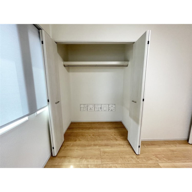 収納 ２階洋室６帖備え付けのクローゼット