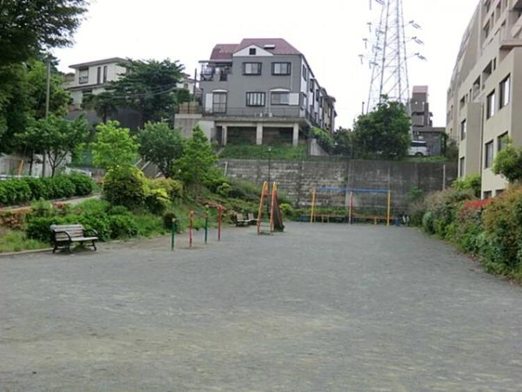 周辺 獅子ヶ谷一丁目公園　130ｍ