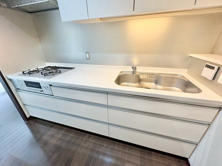 その他 使いやすくスタイリッシュなキッチン空間になっております。