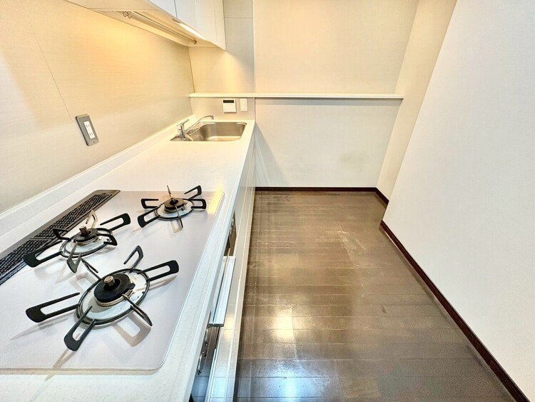 その他 開放感のあるキッチンスペース。調理をしながら、会話も弾みそうですね。