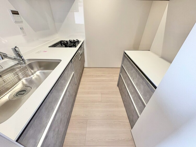 その他 開放感のあるキッチンスペース。調理をしながら、会話も弾みそうですね。