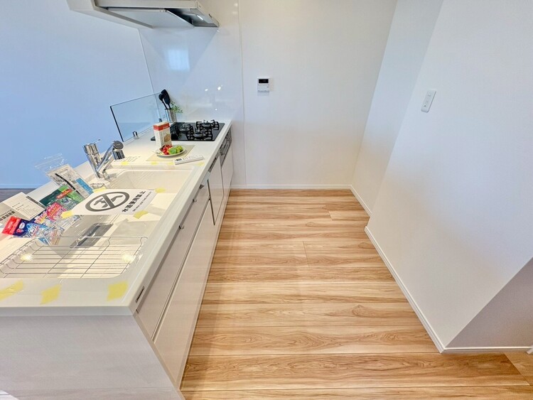 その他 開放感のあるキッチンスペース。調理をしながら、会話も弾みそうですね。