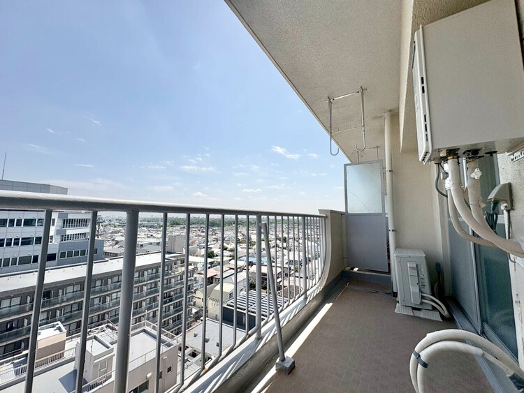 その他 朝の澄んだ空気や、夕方に吹く清々しい風を感じられるバルコニー。