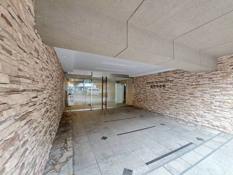 その他 上質感漂う玄関アプローチです。