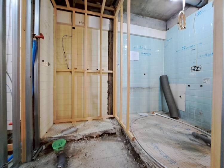 その他 十分な広さの脱衣所。