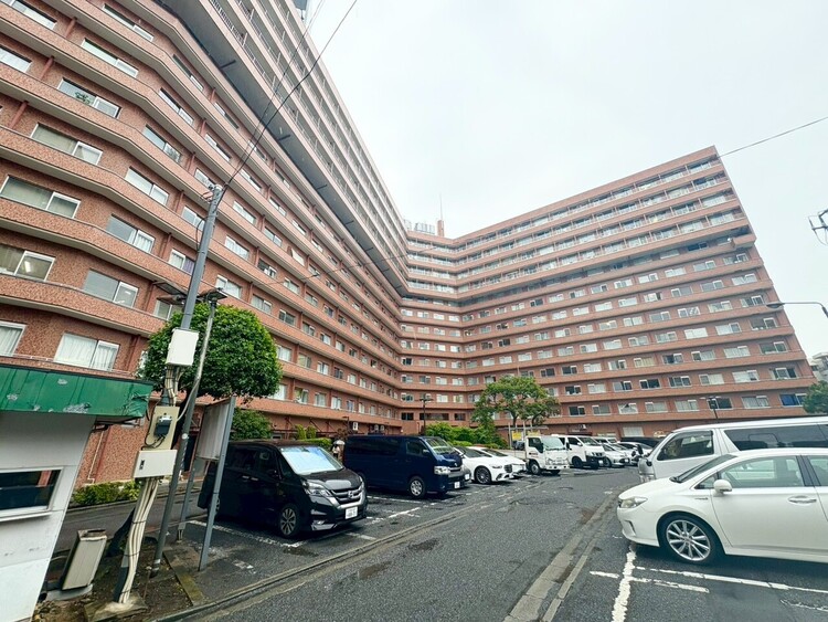 その他 飽きのこないシンプルモダンな外観です。