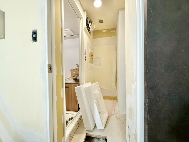 その他 十分な広さの脱衣所。