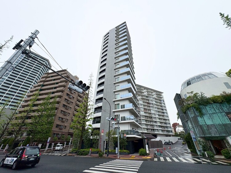 その他 飽きのこないシンプルモダンな外観です。