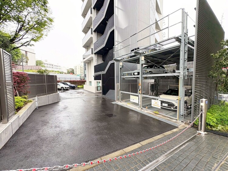 その他 駐車スペースが嬉しいですね。※空き状況は都度ご確認下さい。