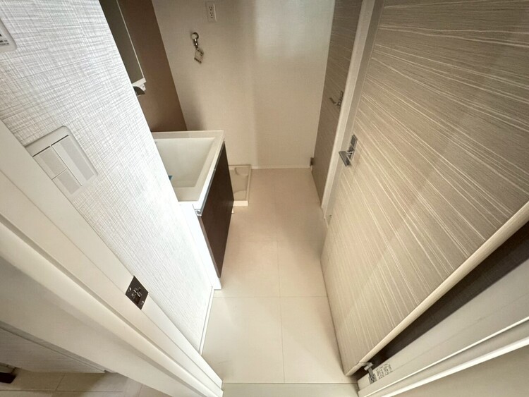 その他 十分な広さの脱衣所。