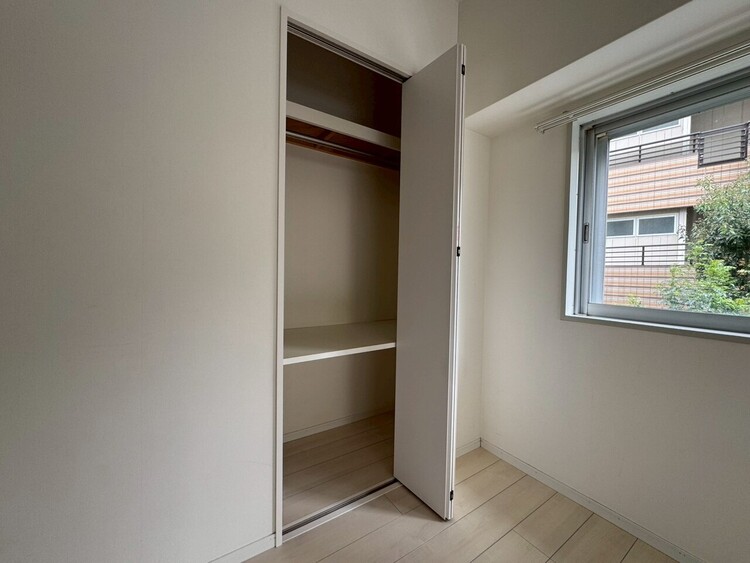 その他 家電やスーツケース、ストック品など何でも片付く嬉しい空間です。