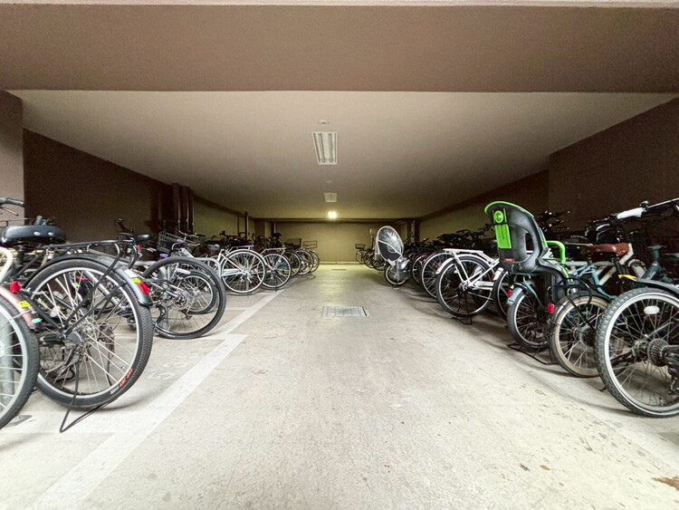 その他 駐輪場も綺麗に整頓されています。※空き状況は都度ご確認下さい。