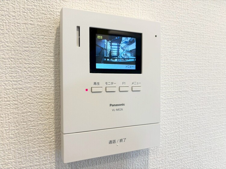 その他 誰が来てもわかる様にモニター付きインターホンを設置。