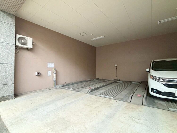 その他 駐車スペースが嬉しいですね。※空き状況は都度ご確認下さい。