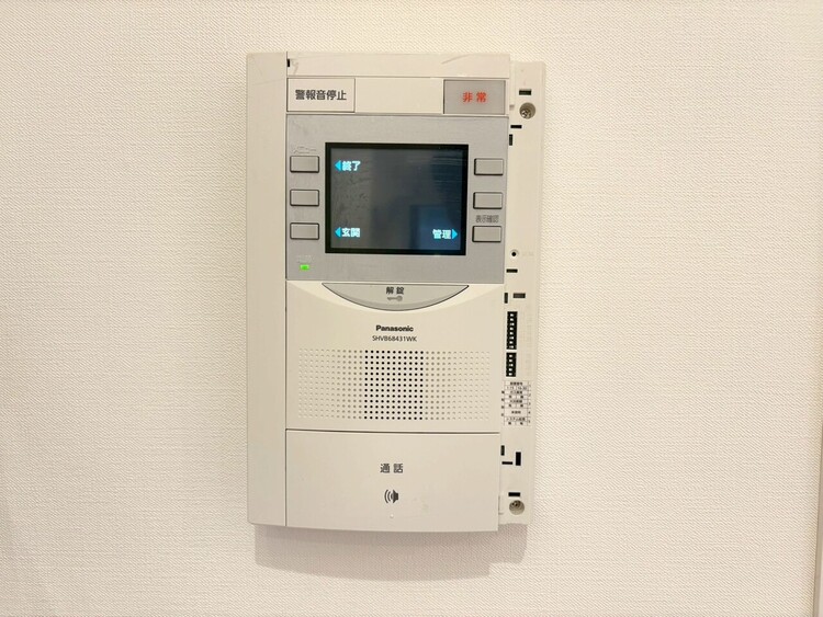 その他 誰が来てもわかる様にモニター付きインターホンを設置。