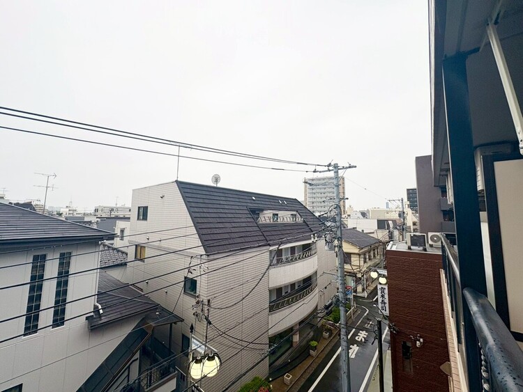 その他 眺望や窓からの景色が良いと、家で過ごす時間も快適です。