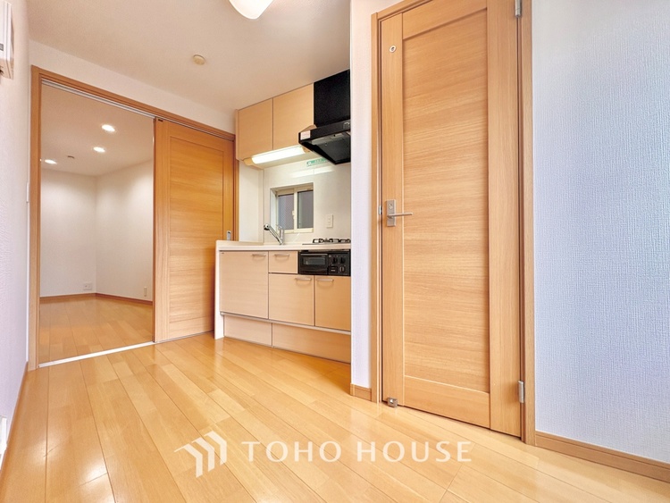 内装 採光も十分に取れバランスの良い周辺環境には好感が持てます。