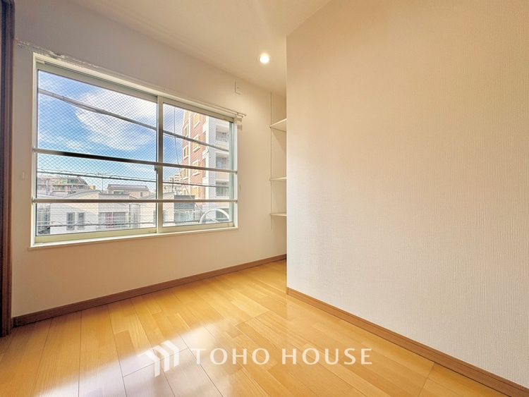 内装 一片氷心ここにいると、清らかで澄んだ美しい心になる気がする。