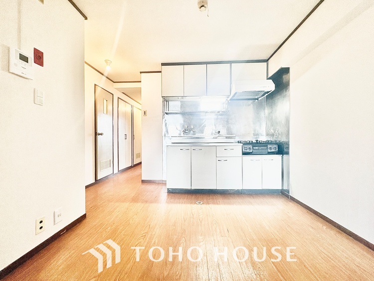 内装 【LIVING】◆Sunshine◆光が燦々と入り、いるだけで気持ちいい。「開放的でゆとりあるお部屋です。」