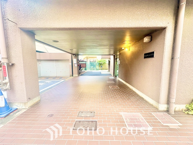 外観 【WASHROOM】◆快適◆煌びやかな暮らしの中にも忘れたくない快適さ。大きな収納が助けてくれます。