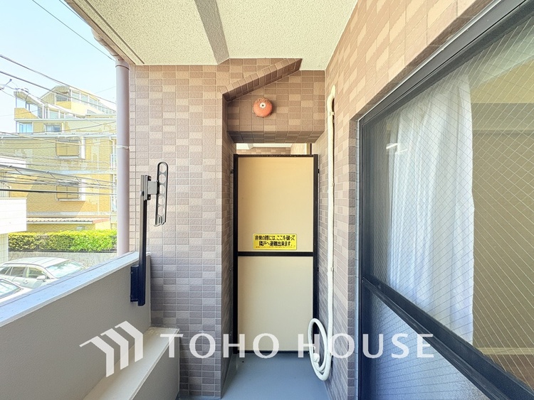 バルコニー 陽当たり良好なバルコニー