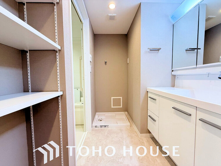 洗面 清潔感のある脱衣場