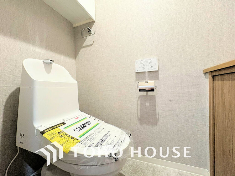 トイレ トイレには快適な温水洗浄便座付