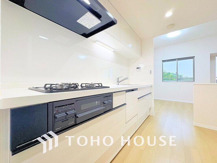 キッチン シンプルな部屋の雰囲気に溶け合うナチュラルキッチン