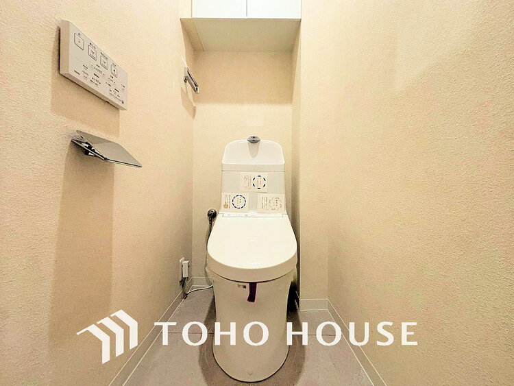 トイレ トイレには快適な温水洗浄便座付
