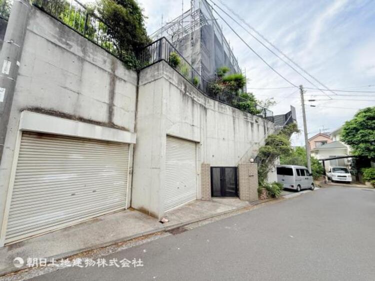 外観 空を広く感じる。緑が多いゆったり感のある安心の住環境です！！潤いのある環境でホッと生活できそうです！おしゃれな雰囲気や自然の潤いがあり、親しみやすさと個性を！街に新たな価値をもたらし続けてくれます！