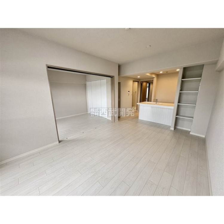 居間 LDK