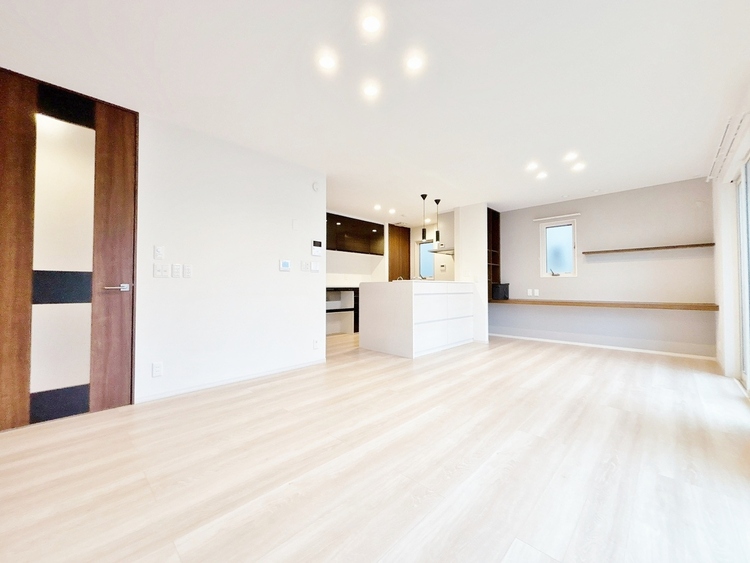 居間 「空間が織り成すひとつ先の住み心地」を演出します。