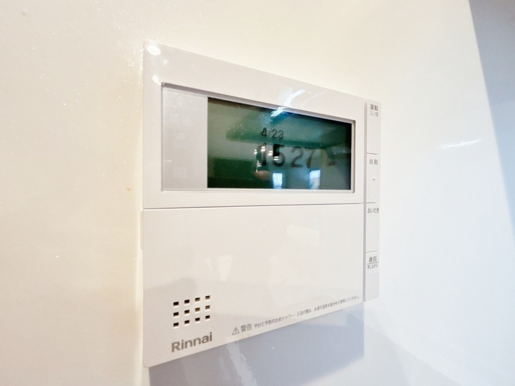 設備 見やすい画面で操作しやすい給湯パネルです。