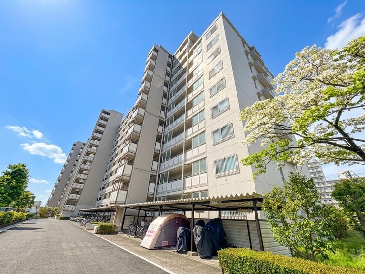 外観 資料には掲載していない情報が、現地にはたくさんあります。是非一度、現地をご確認ください。