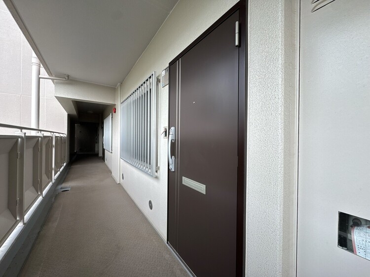 玄関 玄関を開ければ、そこは安らぎのご自宅。