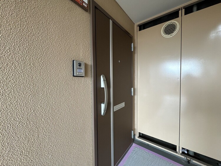 玄関 玄関を開ければ、そこは安らぎのご自宅。