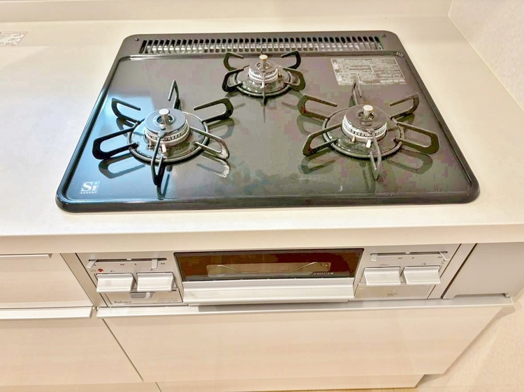 設備 ３口コンロ