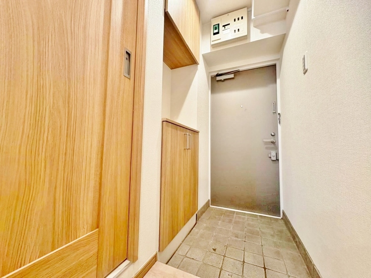 玄関 シューズボックスを完備した玄関です。