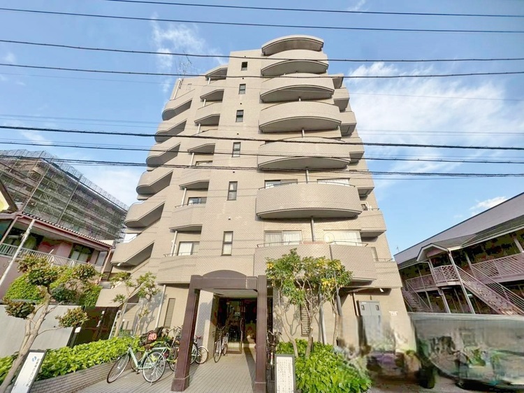 外観 資料には掲載していない情報が、現地にはたくさんあります。是非一度、現地をご確認ください。