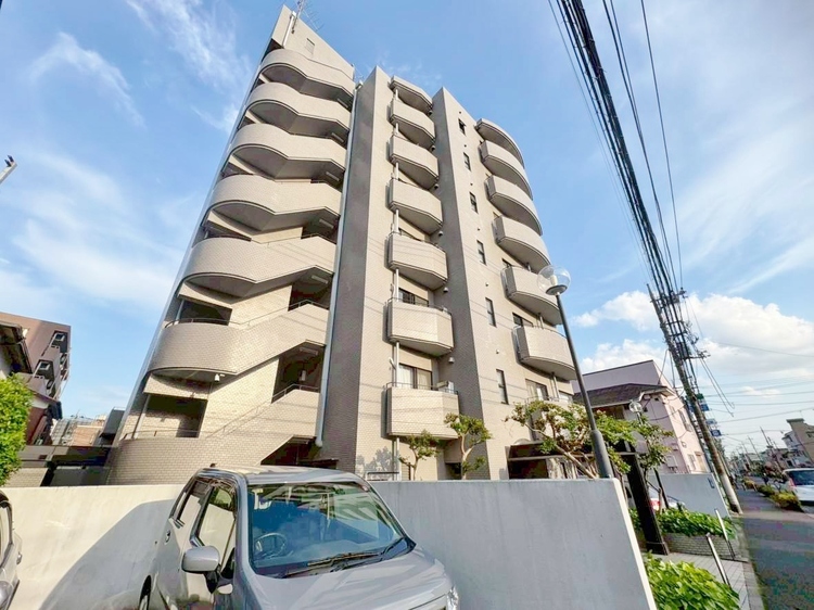 外観 ライフプランニングからローンまで、一貫してご説明させていただきます。お気軽にお問い合わせくださいませ。