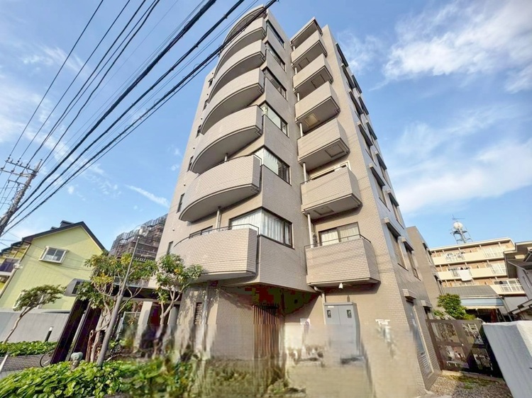 外観 現地に足をお運びいただいた際には、周辺散策などをお勧めいたします。