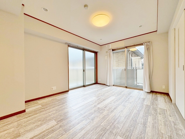 居間 豊かな居住性と、安心感を満たすクオリティが見事に調和した住空間。